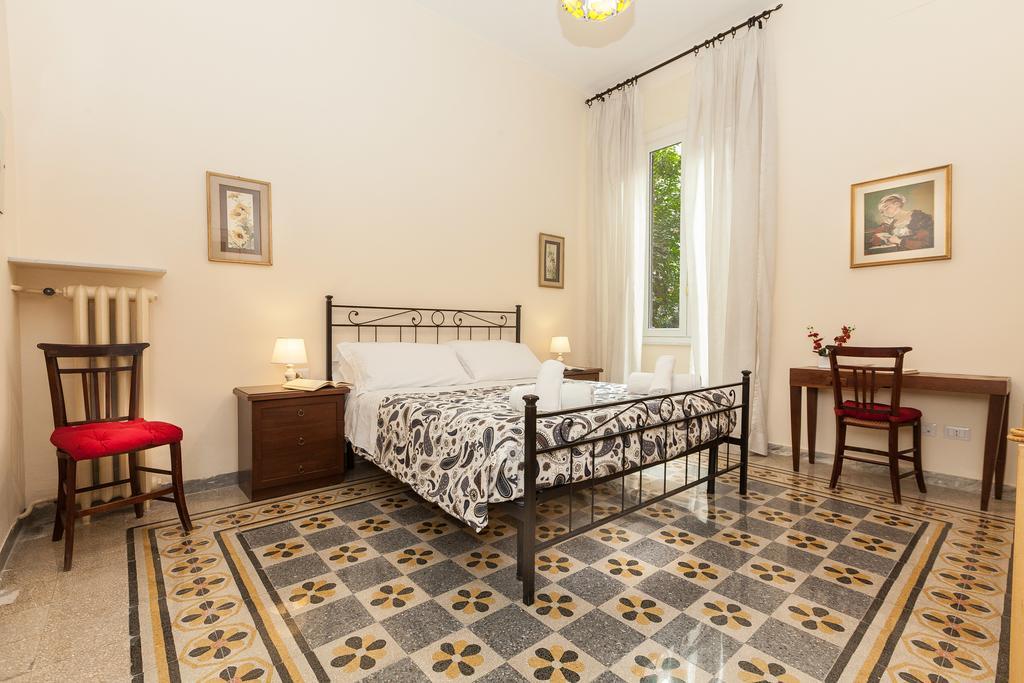 Betty Holiday Valadier Rome Exterior photo